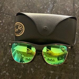 Ray Ban wayfarers with reflective lenses